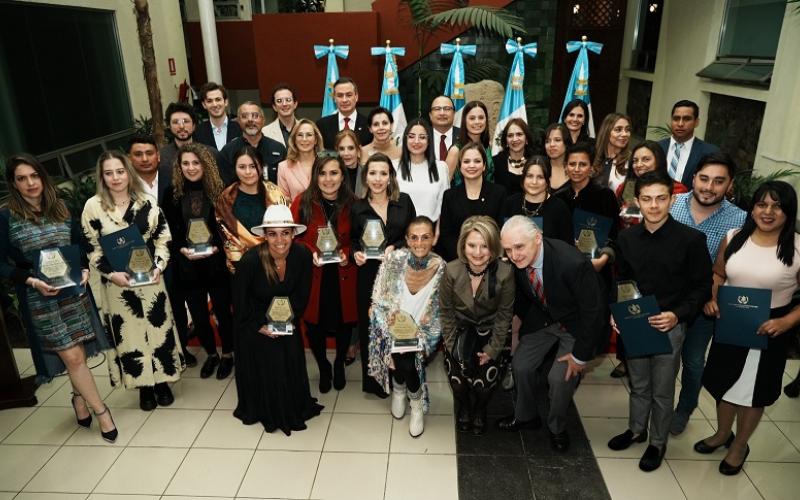 MINEX reconoce labor de artistas y colaboradores que apoyaron a Guatemala en la Expo 2020 Dubái 