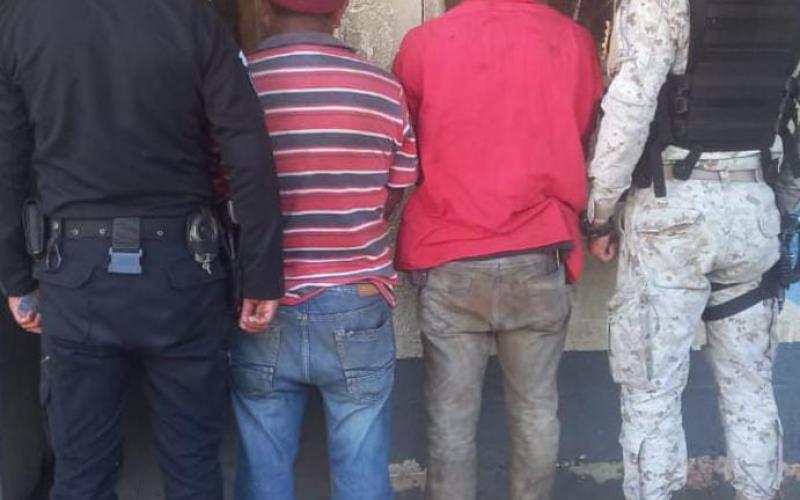 Diprona captura a personas por tala ilegal en Suchitepéquez