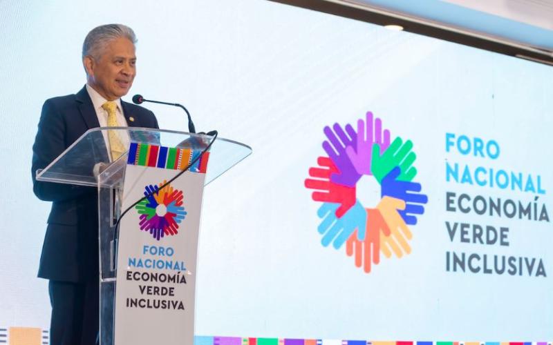 Foro aborda líneas de acción para fortalecer la economía verde en el país