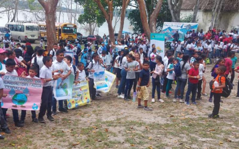 Educación ambiental del MARN para celebrar el Día Mundial del Agua