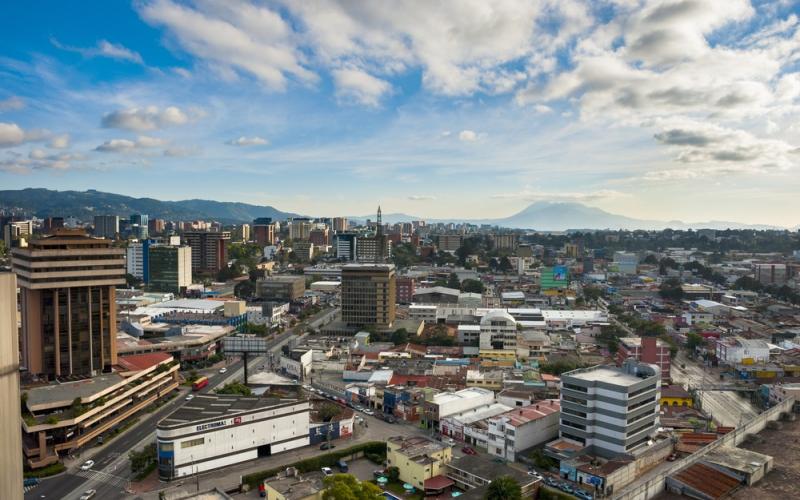 El Banco Santander emitió un informe en el cual resalta que seleccionó a Guatemala como un país alterno para los mercados financieros globales