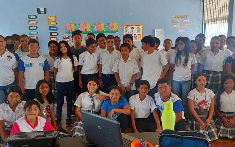 Delegaciones del MARN socializan con estudiantes el Reglamento 164-2021