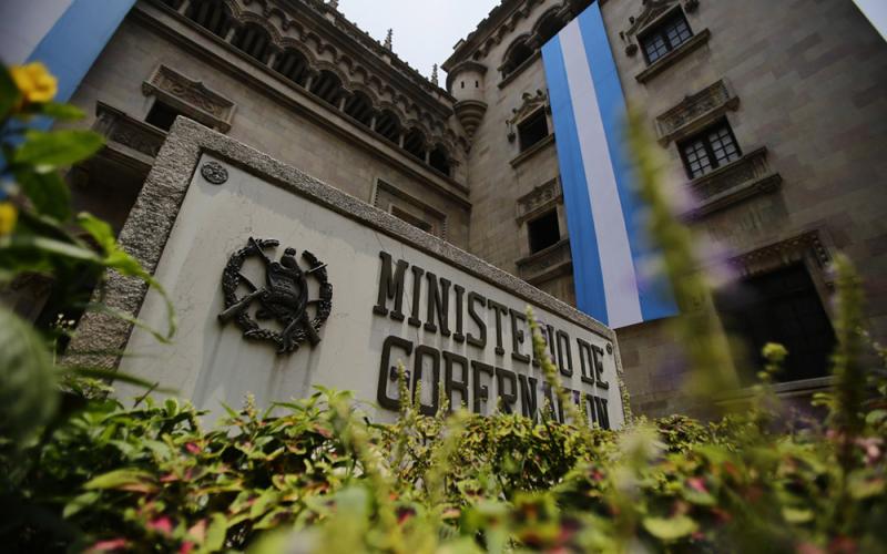 Mingob cumple 184 años de trabajar por la seguridad ciudadana