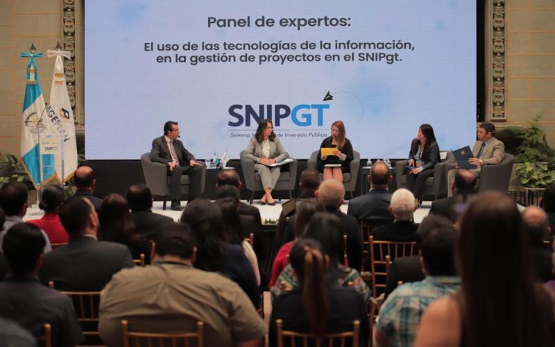 Innovación del SNIPgt representa logros y desafíos, coinciden expertos durante foro