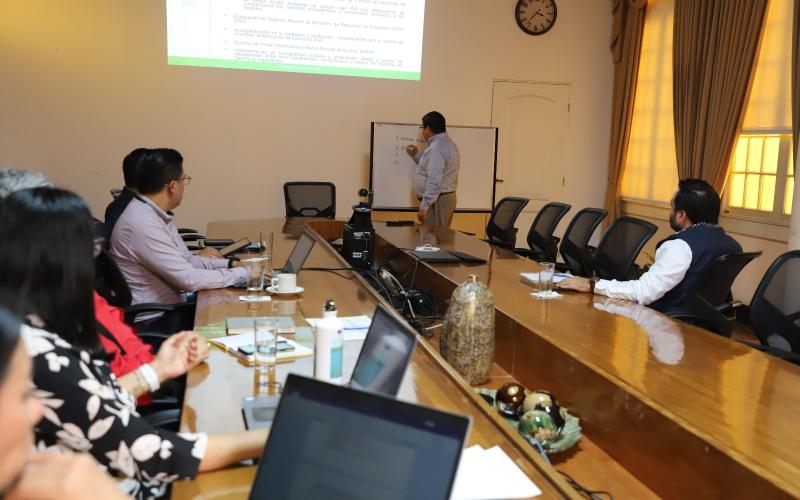 MARN e INAB coordinan acciones para avance del Programa de Reducción de Emisiones