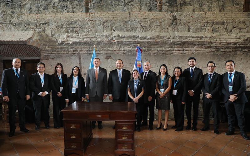 Guatemala refuerza la relación de amistad y cooperación con República Dominicana 