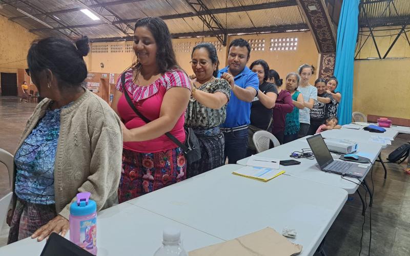 Emprendedoras de Sololá reciben capacitación para fortalecer sus negocios