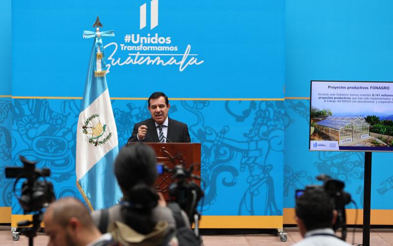 Funcionarios brindan detalles de avances en materia de desarrollo social