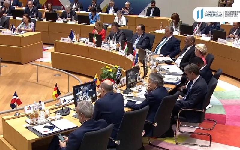 Guatemala reitera en III Cumbre UE - CELAC la importancia de trabajar en energía renovable y el combate al cambio climático 