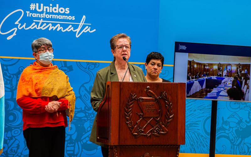 Secretaria Presidencial de la Mujer presentó las acciones que está llevando a cabo el Ejecutivo para atender la violencia contra las mujeres