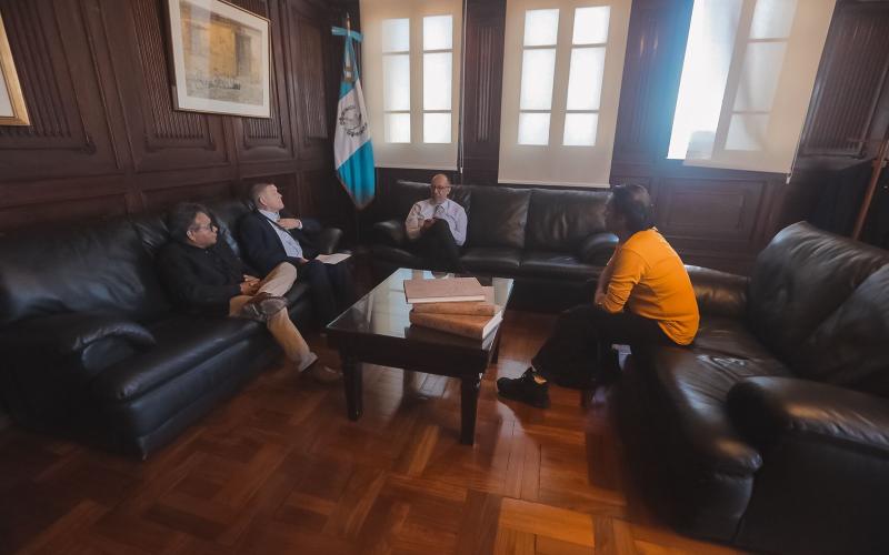 La reunión se celebró en el interior del Palacio Nacional de la Cultura