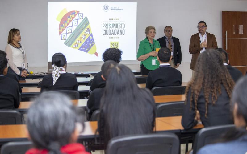 Capacitación Cultura Fiscal estudiantes del Instituto Perito Contador de Mataquescuintla, Jalapa
