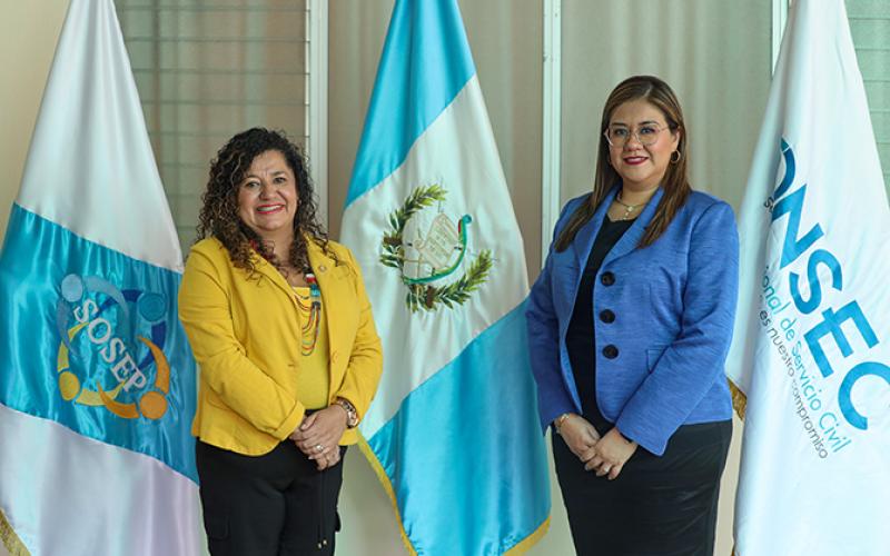 La Directora de ONSEC y la titular de SOSEP al inicio de la capacitación