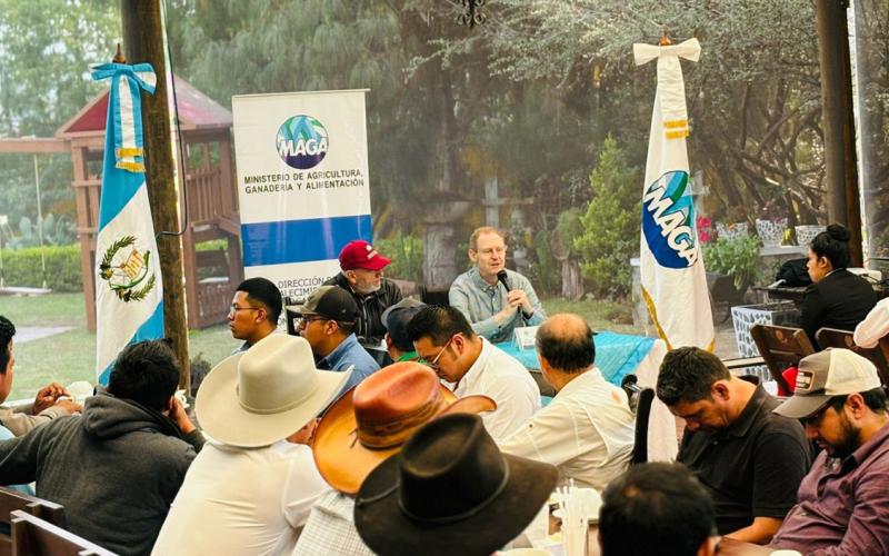 Actividad formativa beneficia a organizaciones productoras de aguacate Hass