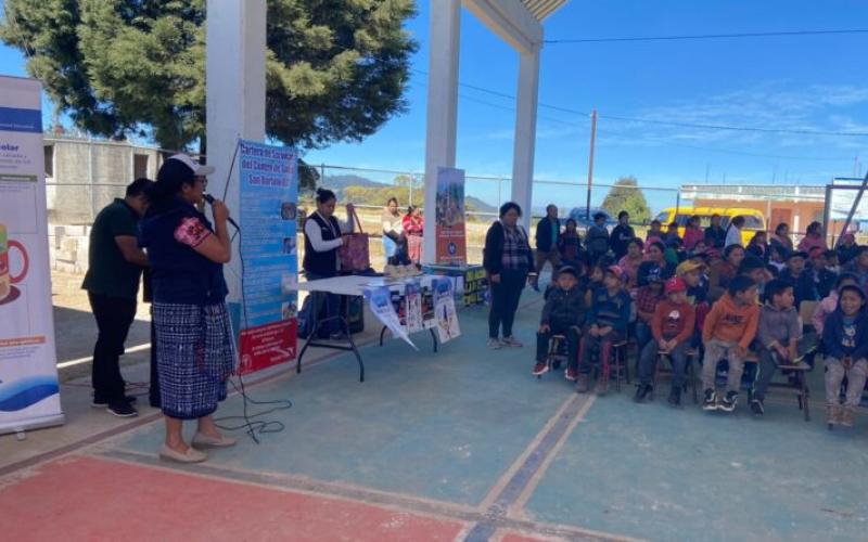 Capacitan a pobladoras de San Bartolo Aguas Calientes en nutrición y lactancia
