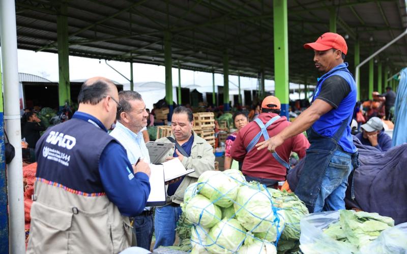 Operativo interinstitucional para verificar precios de la canasta básica