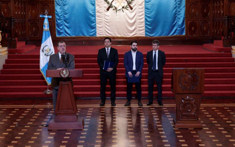Presidente en conferencia de prensa