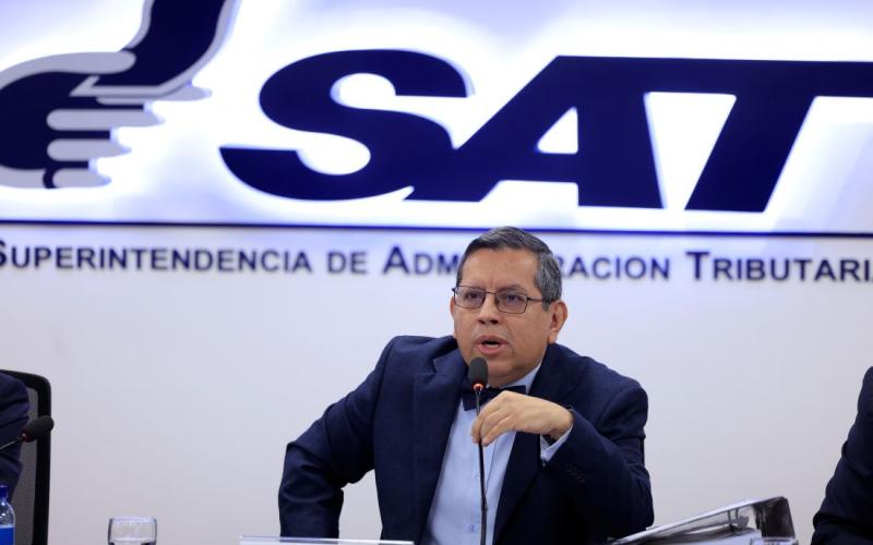 Superintendente de Administración Tributaria
