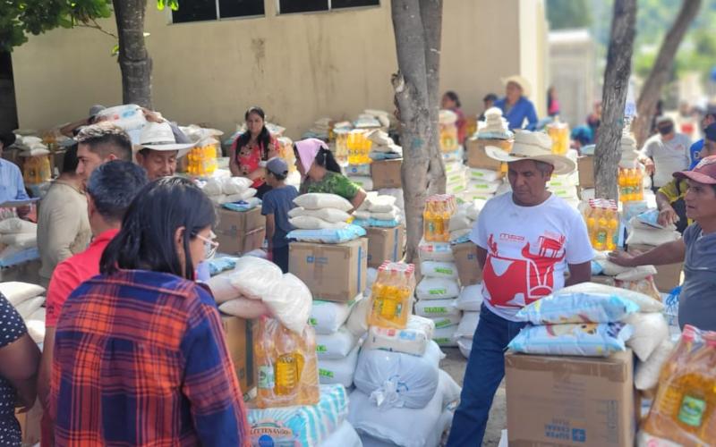Distribuyen 12,702 raciones alimentarias en Quiché y las Verapaces