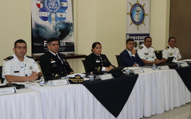 La Marina de la Defensa Nacional de Guatemala participa en taller regional de implementación de instrumentos para la seguridad en la navegación.