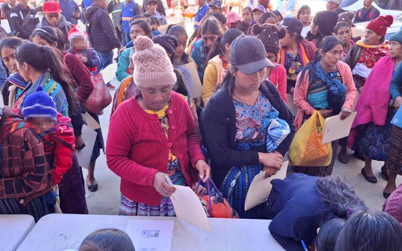 Más de tres mil familias reciben incentivos por su esfuerzo comunitario