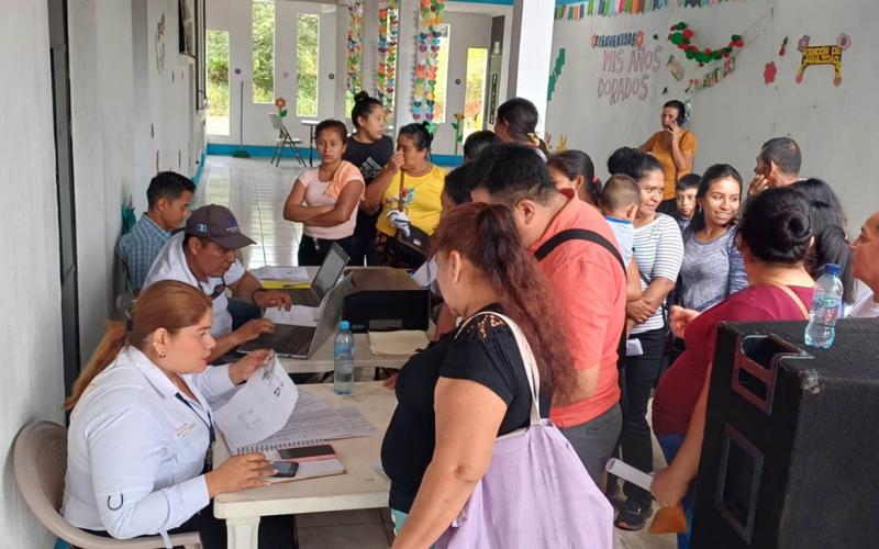 Entregan Bono Campesino en Santa Rosa