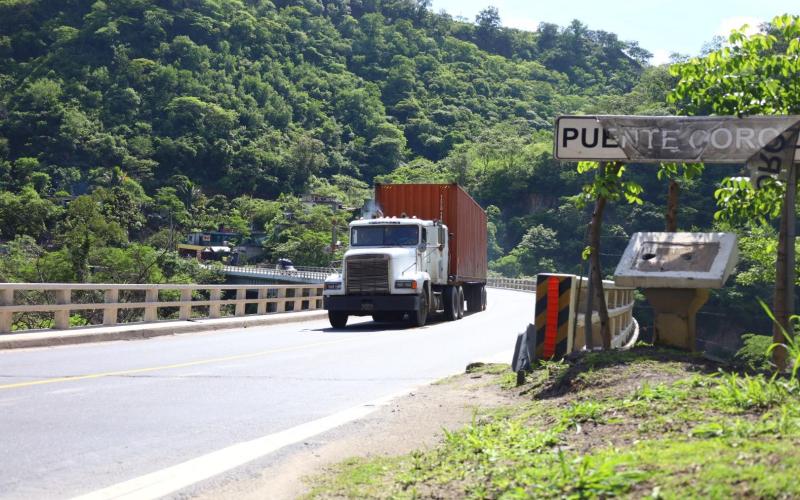DGT apoyó a transportistas de productos esenciales durante fiestas de fin de año
