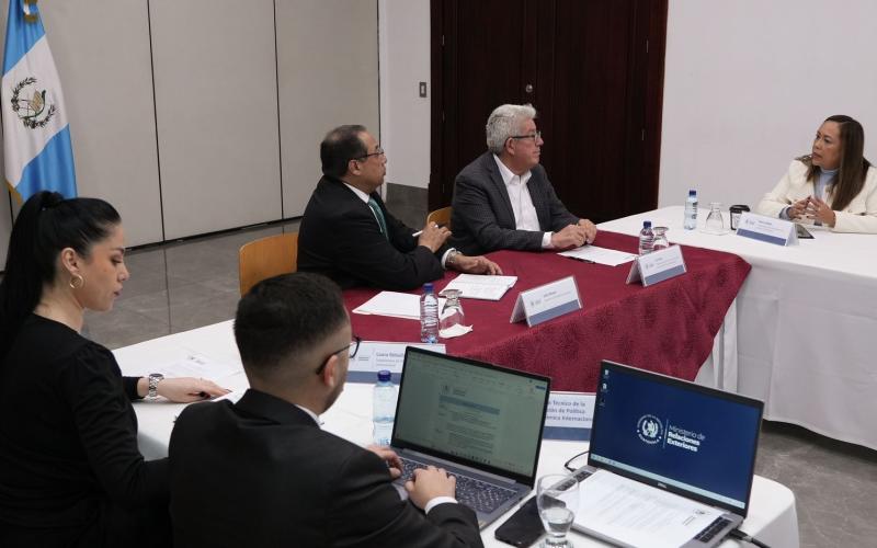 comunicado del Minex