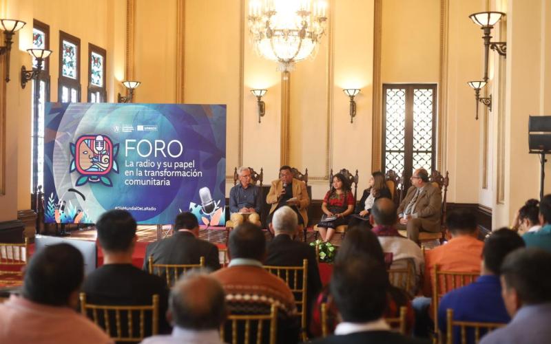 “La radio y su papel en la transformación comunitaria”