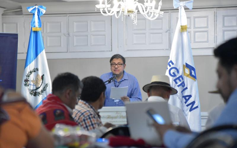 Carlos Mendoza Alvarado, secretario General de Planificación, explicó que el objetivo del diálogo.