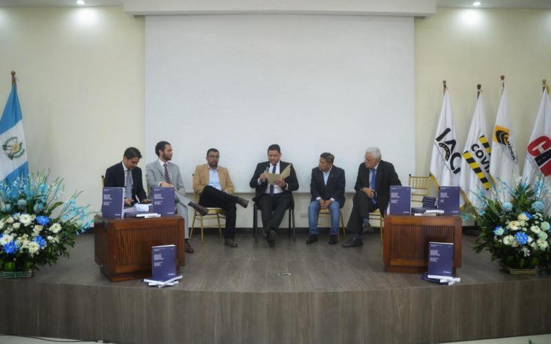 Se realizó un conversatorio sobre la importancia de la modernización de las especificaciones de infraestructura