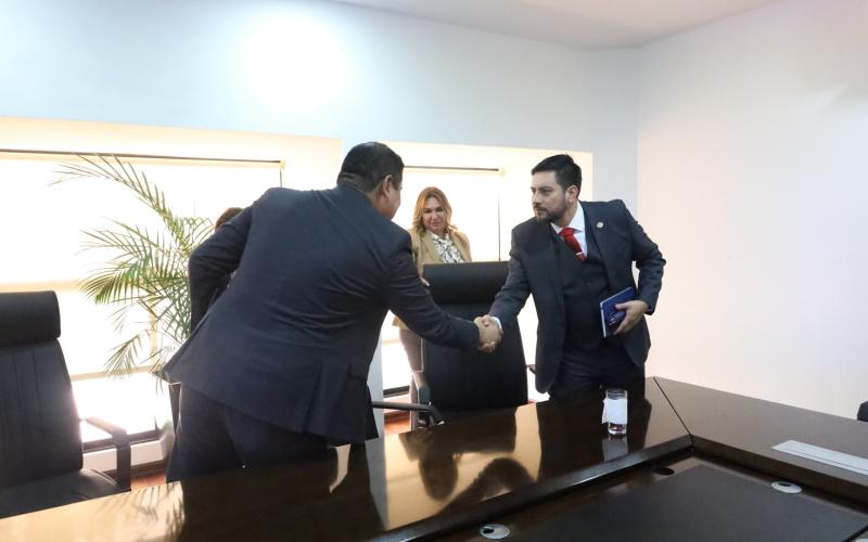  CIV atiende solicitud para el desarrollo de infraestructura vial en Zacapa