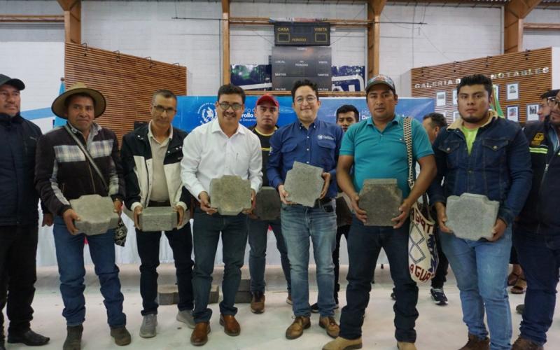 ENTREGA DE ADOQUINES