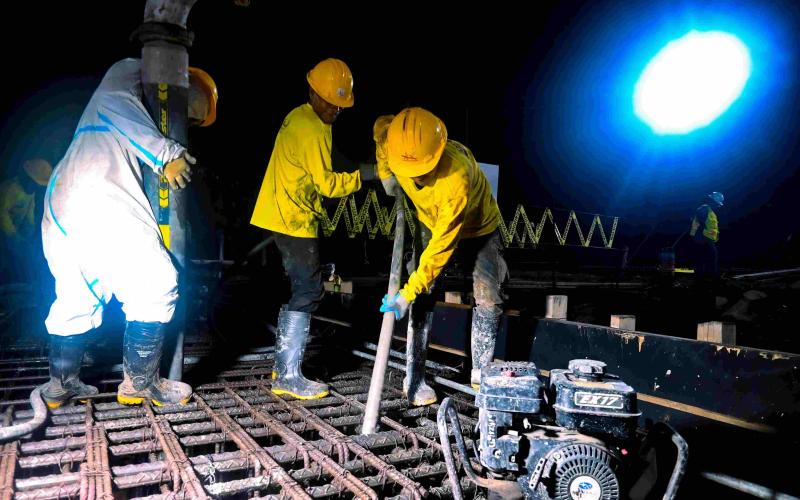 CIV trabaja sin pausas en la construcción del puente entre La Blanca y Ocós, San Marcos