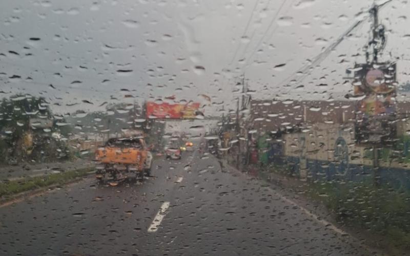 DGT hace un llamado a los conductores de transporte extraurbano a extremar precauciones durante la época lluviosa