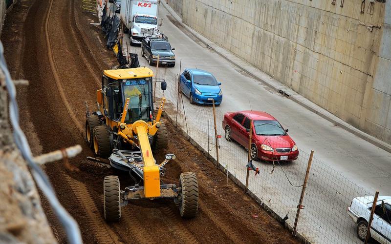 Trabajamos en la habilitación de los cuatro carriles del paso a desnivel de Xela