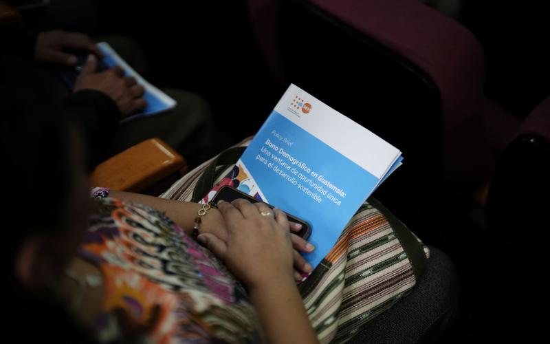 Datos sobre bono demográfico fueron presentados por UNFPA. 