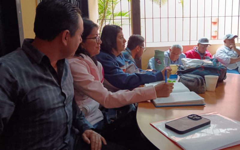 Coaped traza ruta de apoyo continuo a damnificados por sismos en Sacatepéquez