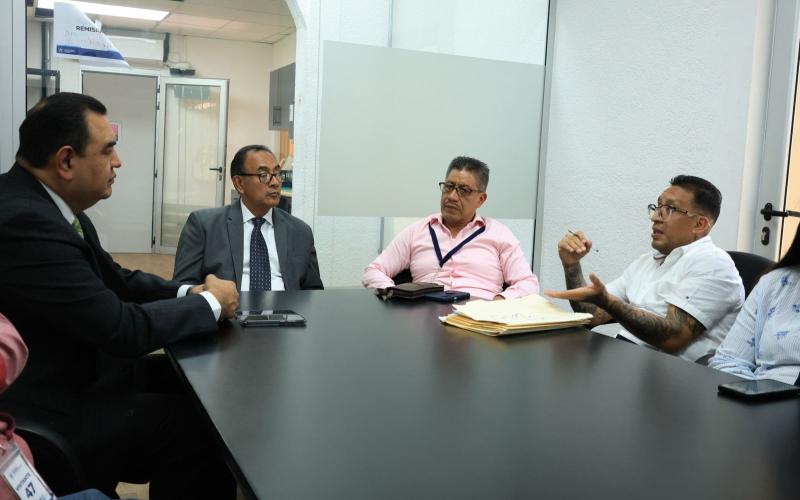 DGT fortalece atención a transportistas de Tacaná para agilizar trámites de circulación