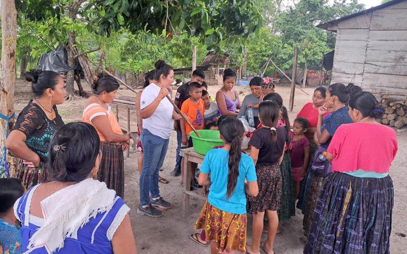 Promueven prácticas para la alimentación y salud en Petén