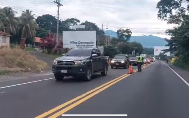 Cuando el peso es demasiado, la carretera lo resiente