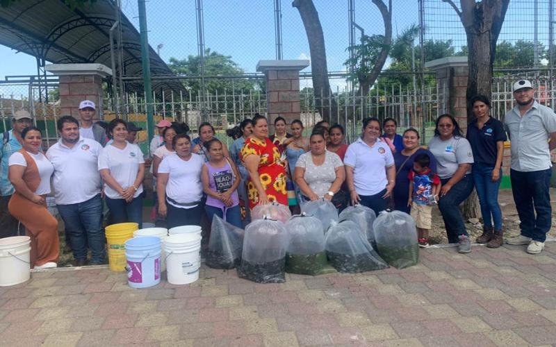 Fortalecen seguridad alimentaria con entrega de alevines en Petén