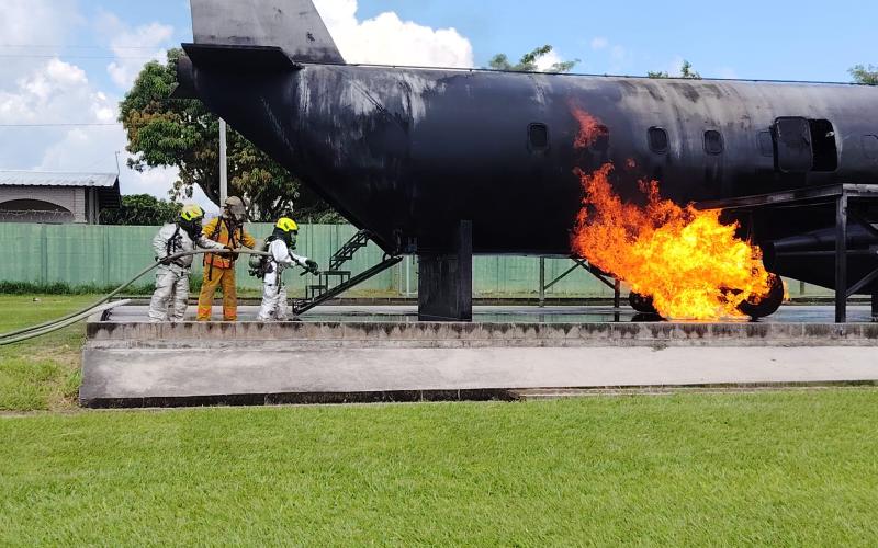 Finalización exitosa del Curso de Formación Inicial para Bombero Aeronáutico