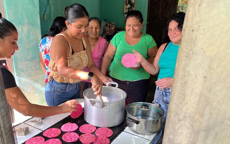 Hogar Rural impulsa preparación de platillos nutritivos en Chiquimula 