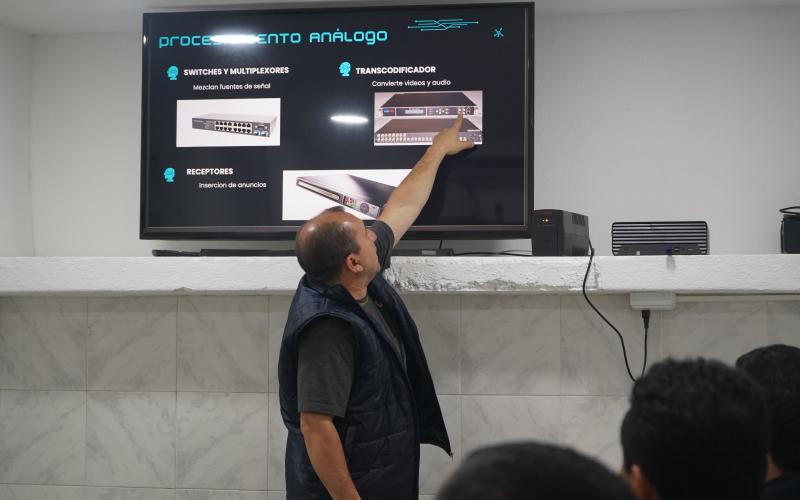 UNCOSU capacita a su equipo jurídico en aspectos técnicos de la televisión análoga y digital