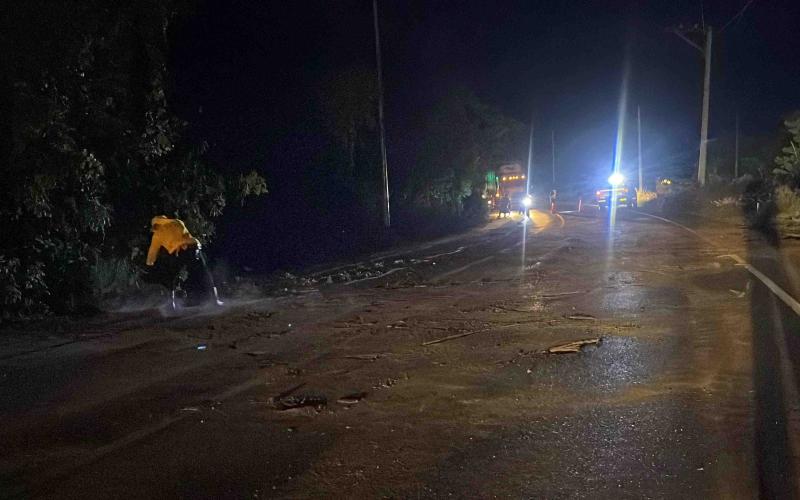 Ruta queda expedita tras intervención de Provial en emergencia vial en Gualán, Zacapa