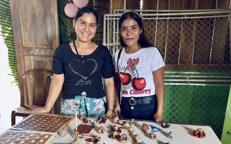 Beca Artesano llega a San Andrés Petén