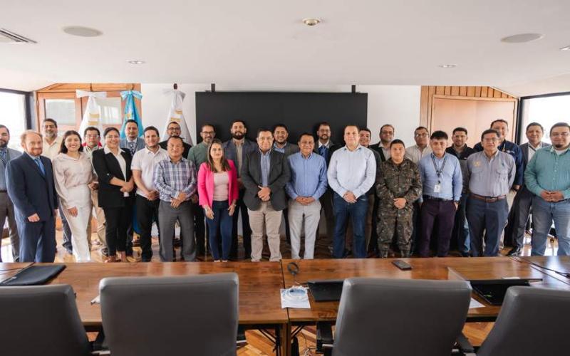 SIT impulsa formación interinstitucional para proteger infraestructura de información crítica