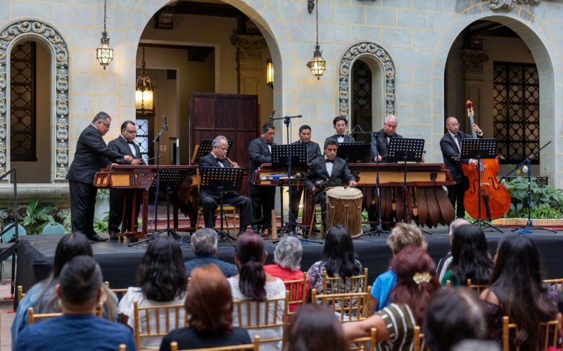 Marimba de Concierto del Palacio Nacional de la Cultura