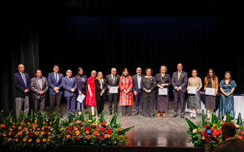 El Ministerio de Cultura y Deportes celebró los 75 años de Radio Faro Cultural 